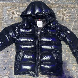 Moncler Maya Size M