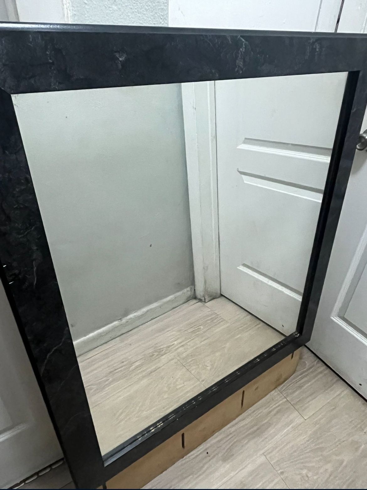 Black Pearl Mirror Dresser