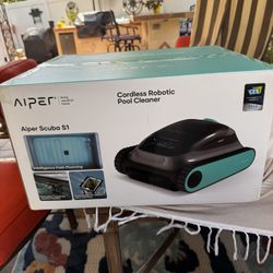 Cordless Robotic Pool Cleaner