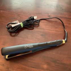 Babyliss Pro Graphite Titanium Ionic Hair Straightener 