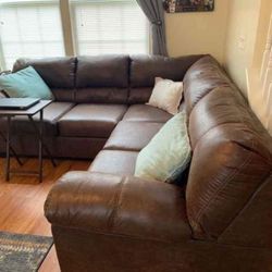 Bladen Brown Comfy Sectional Couch💥 Living Room Set👍 Brand New✅