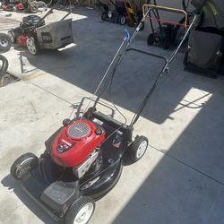 Craftsman Self Propelled Mower READ DESCRIPTION