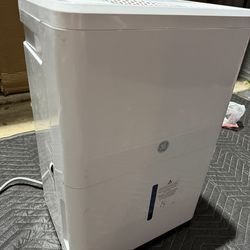 GE Energy Star Portable Dehumidifier 22 Pint, Perfect for Bedroom, Basement & Garage or Rooms up to 1500 Sq Ft, Ideal for High Humidity Areas, Complet