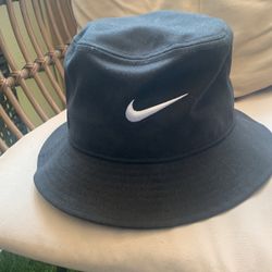 Nike Bucket Hat