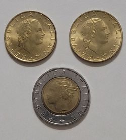 3 commemorative Italian Lira coins