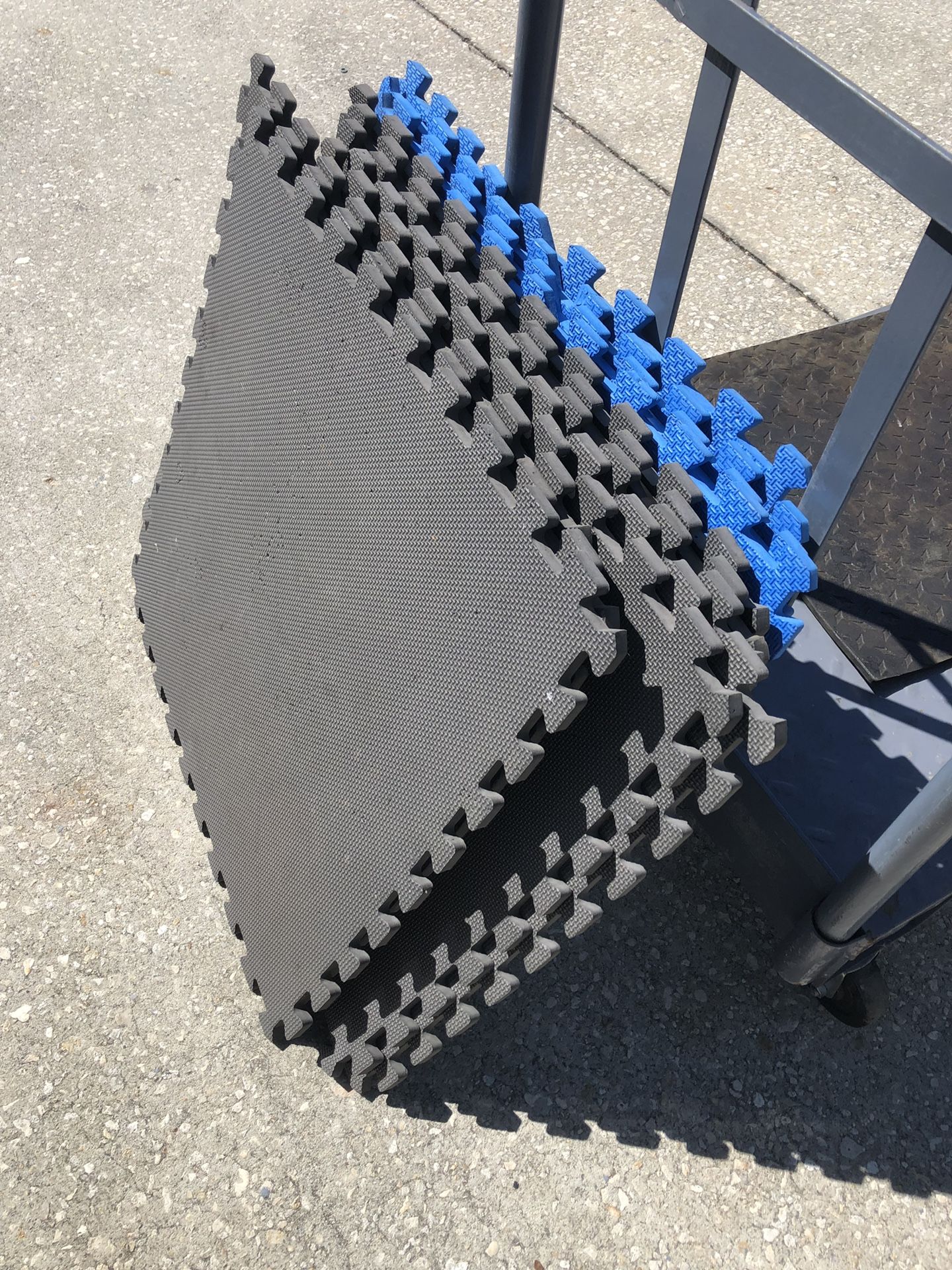 12 2 ft.² foam flooring