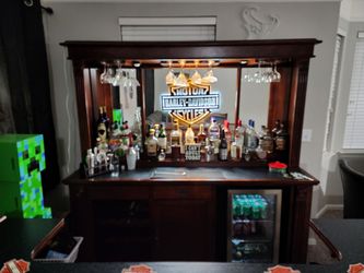 Full Size Bar