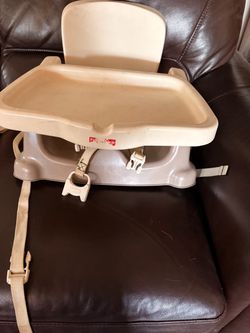Fisher-Price Portable Booster Seat with Tray