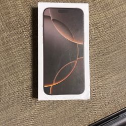 iPhone 16 Pro Max 1TB Unlocked 