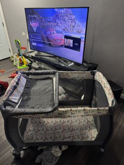 Baby Change Table And Crib