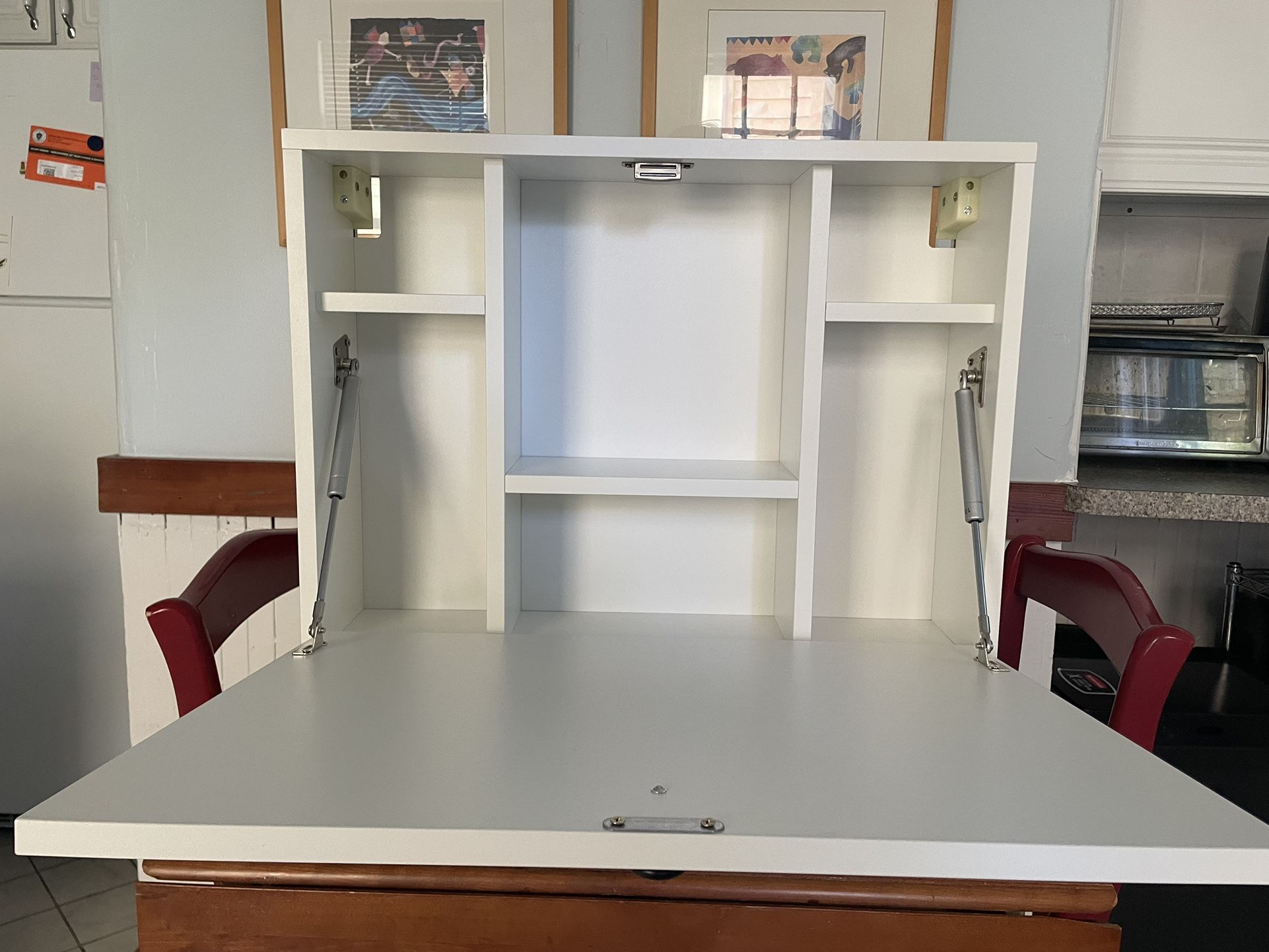 Standing Desk—Folds!