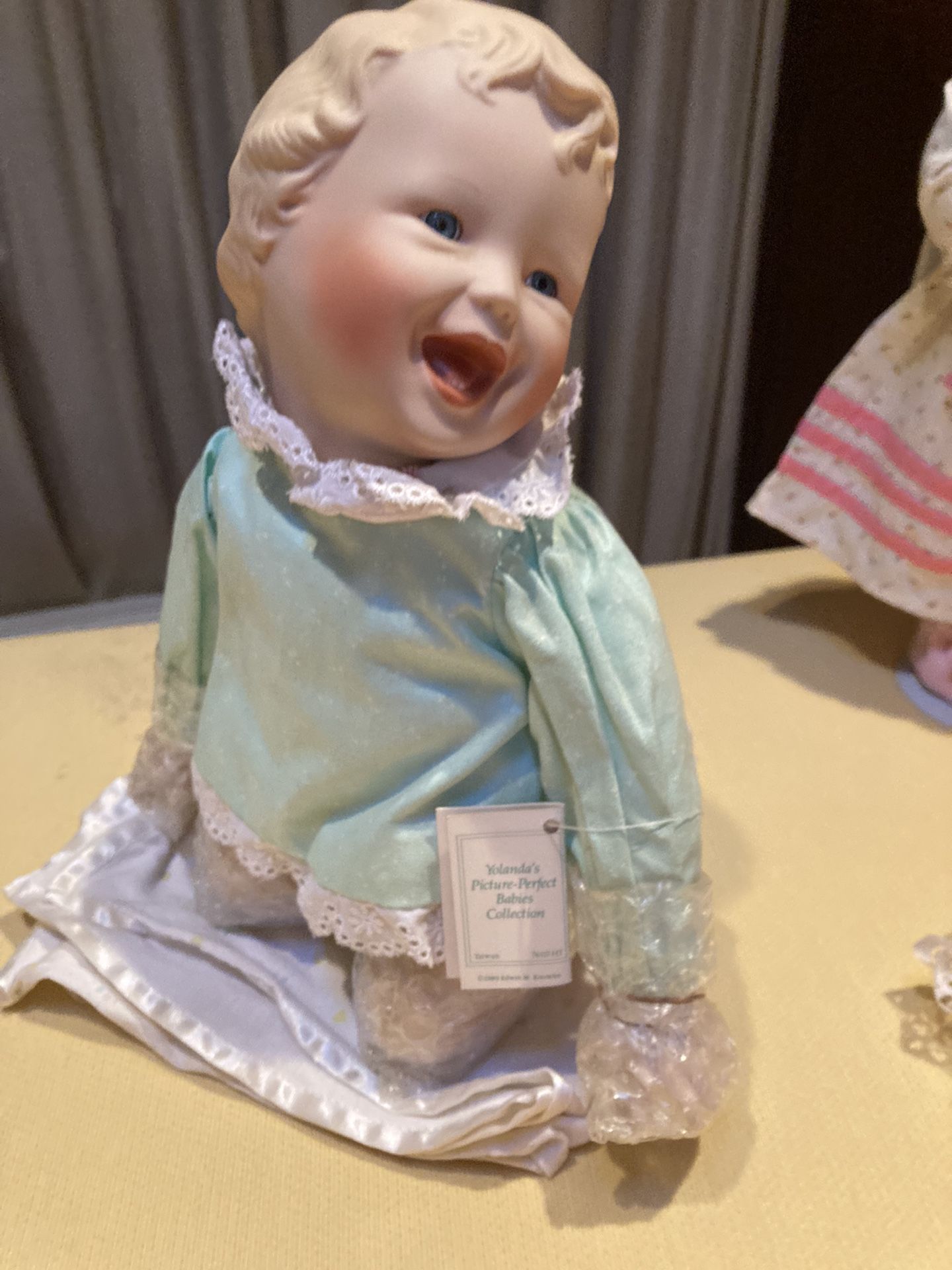 Ashton Drake By Yolanda Bello Porcelain doll Baby