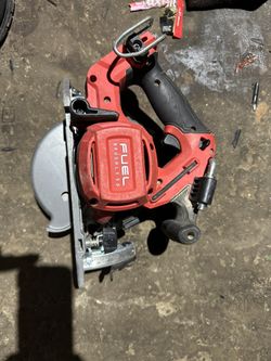Milwaukee Saw Battery Not Included  