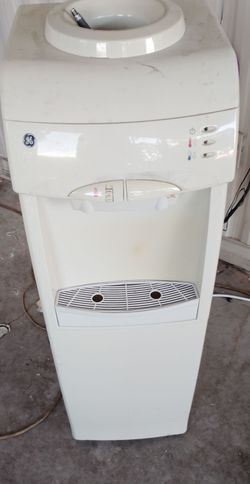 Water cooler