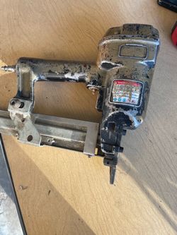 Air old staple gun