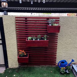 Wood Trellis w/ Hanging Planters