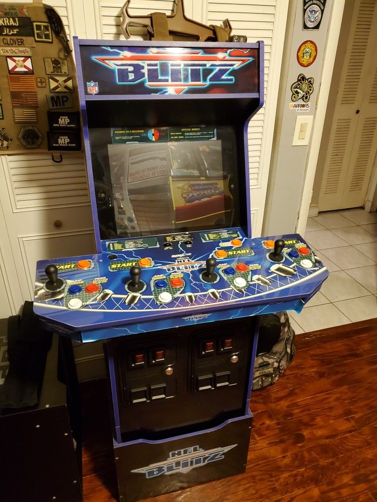 Arcade 1up NFL Blitz