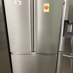 HISENSE HRF266N6CSE 26.6-cu ft French Door Refrigerator