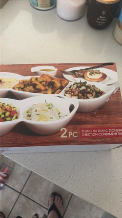 2 piece white 3-section condiment trays