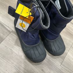 Kids Snow Boots Size 1