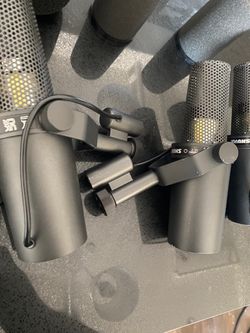 Shure SM7B microphone