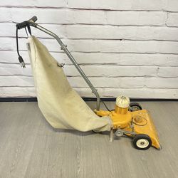 RARE Vintage PARAMOUNT All Purpose Outdoor Vacuum
