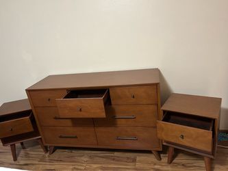 Dresser and 2 nightstands