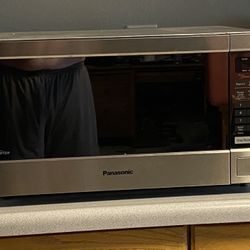 Panasonic genius sensor 1250 Watt inverter Microwave 