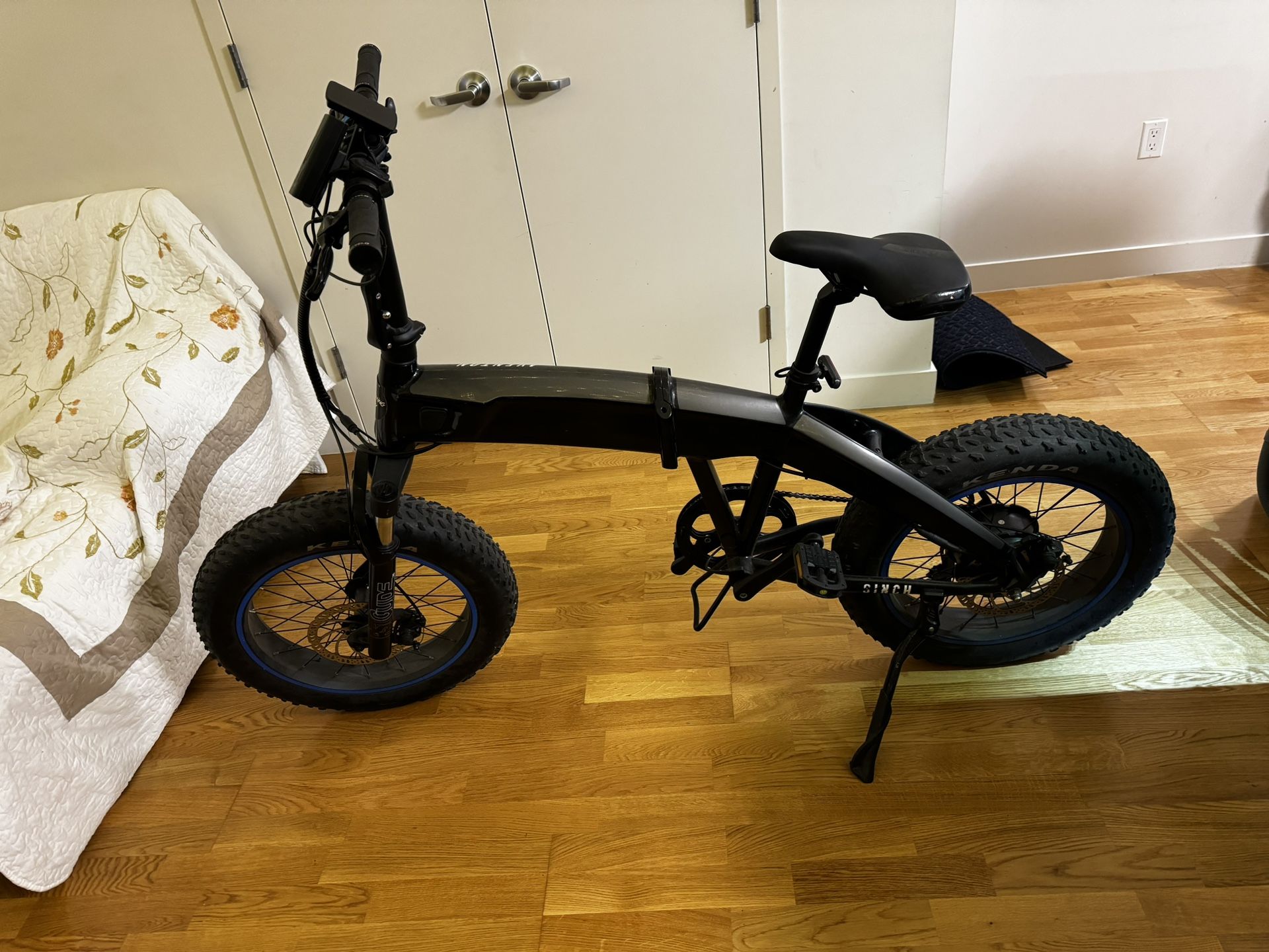 Aventon Sinch Foldable Ebike