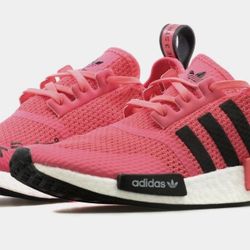 Women’s 6 Adidas NMD R1 J Running Walking Shoes 