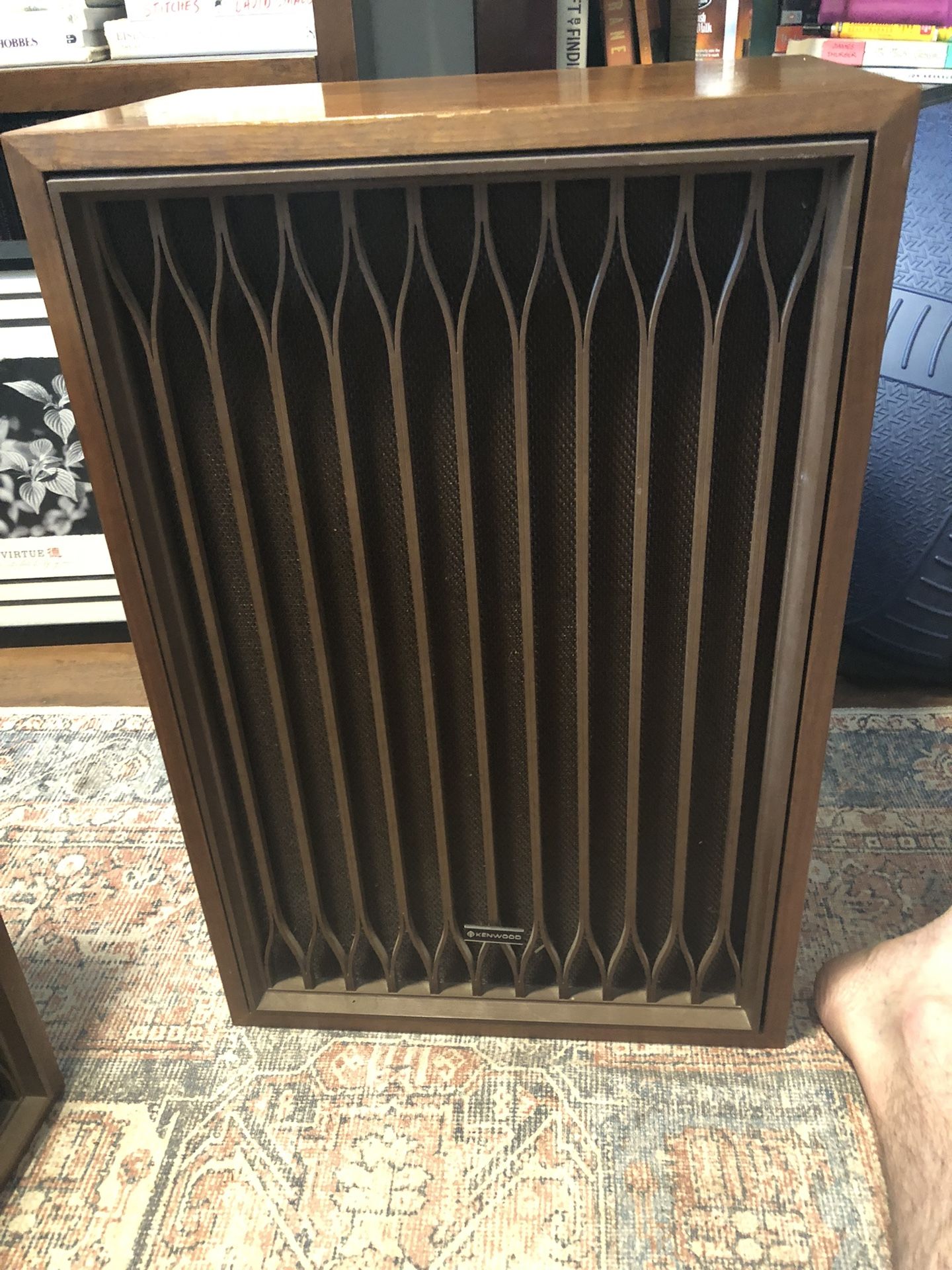 Vintage Kenwood KL 7090 Floor Speakers