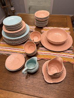 Vintage Franciscan Coronado Dish Set (42 pcs: Coral & Blue)