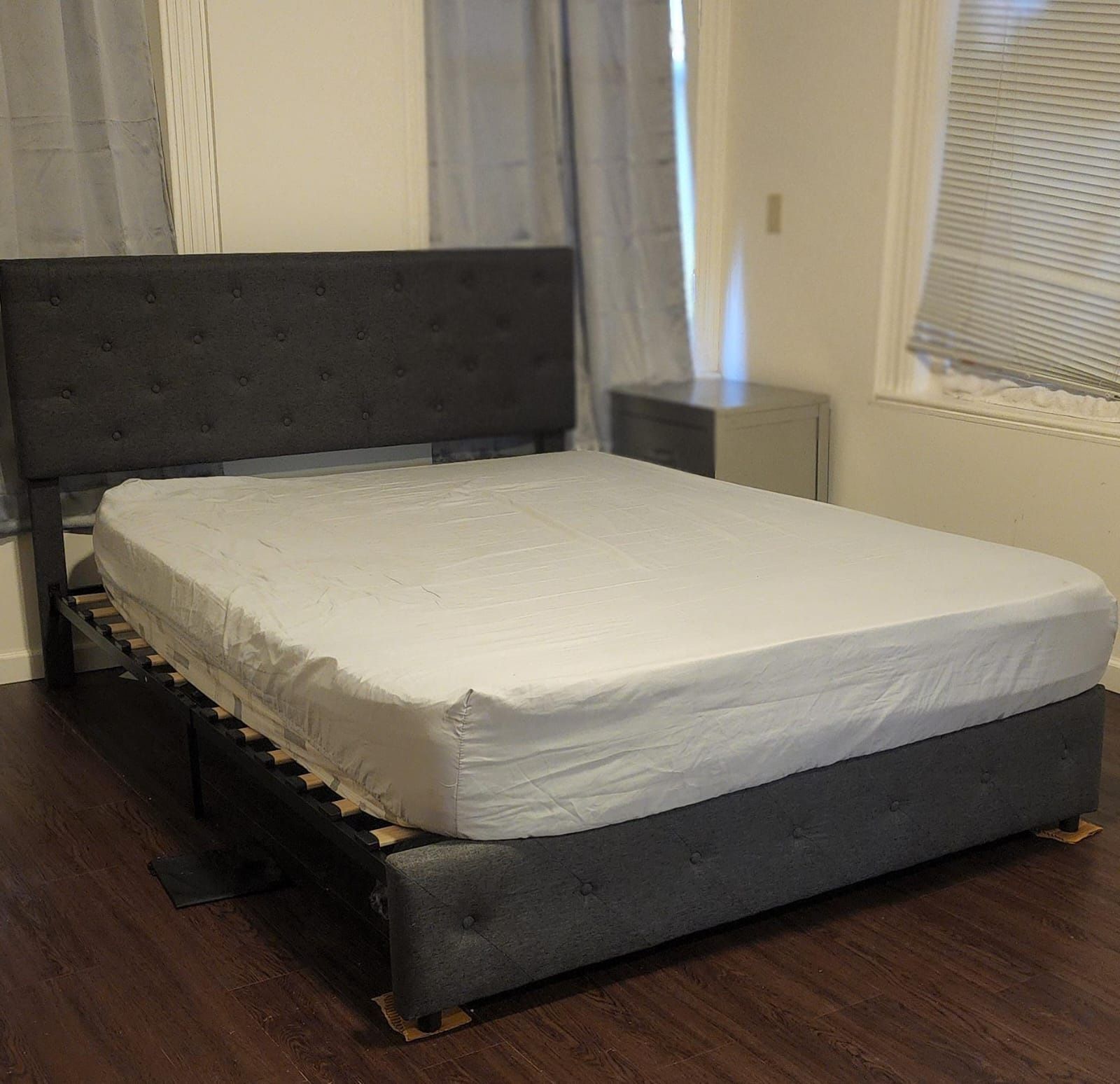 Queen Bed