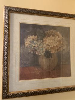 Big beautiful floral vase in earth tone & gold frame