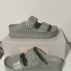 Papillio by Birkenstock (Size 39 US 8) Arizona Flex Platform Women's Sandals