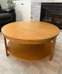 Round Wood Coffee Table,brand new