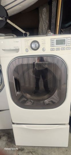 LG TrueSteam Sensor Dry Front-Load Dryer