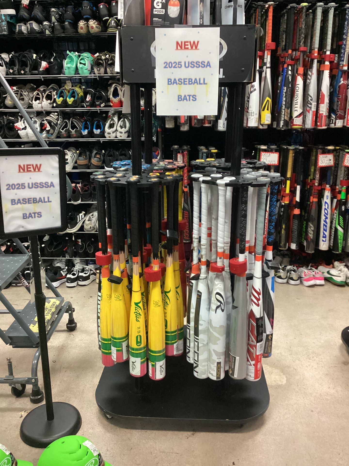 Huge Selection Of New And Used Baseball Bats! ( Read Description)