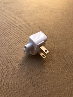 Apple AC Power Adapter Plug A1555