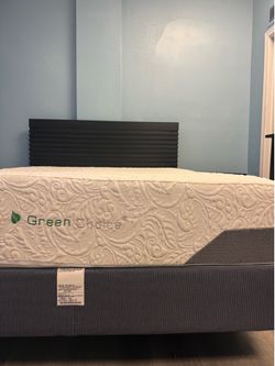 Queen bedroom set