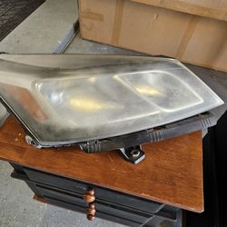 2012-2015 Chevy Traverse Front Headlight