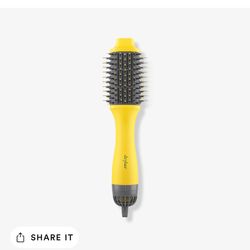 Drybar Oval Brush