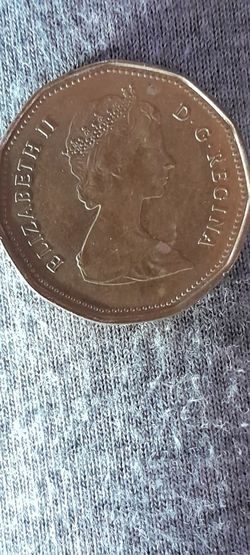 1989 Queen Elizabeth Canadian Dollar