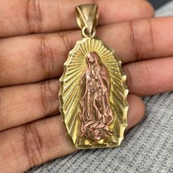 14k Gold Pendent 