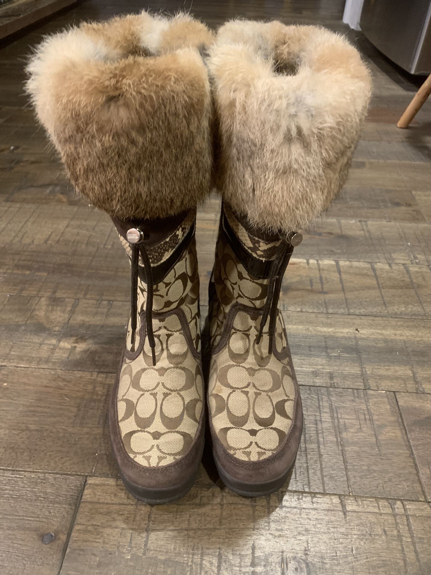 Brown Coach Signature Winter Boots Python & Real Rabbit fur Trim Size 9M Leona