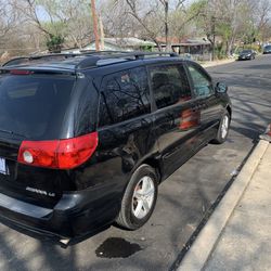 2010 Toyota Sienna