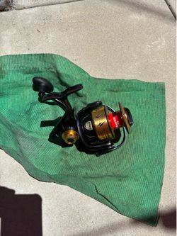 Penn Spinfisher v11 6500 Spinning Reel. Found in the sir. Saleing for parts.