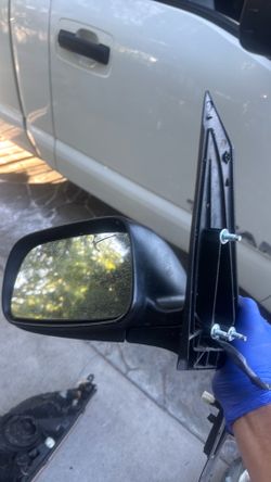 2004–2009 Toyota Prius driver side mirror