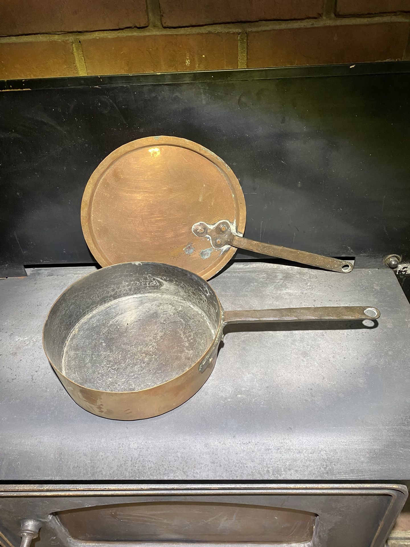 Antique Hand Forged 9” Copper Pew/ Lid