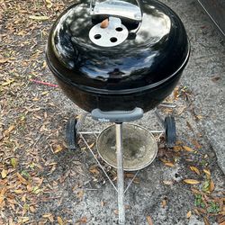 18 Weber kettle grill only used few times